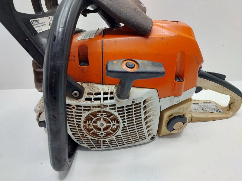 Stihl MS400c Chainsaw (No Bar/Chain) Carousel 2
