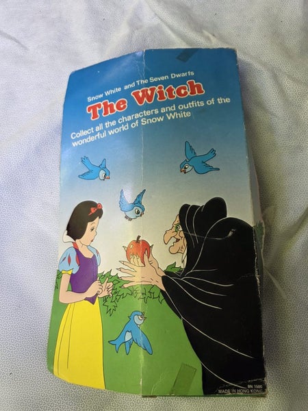 Vintage Disney Snow White series doll: “The Witch” 11½" Carousel 4