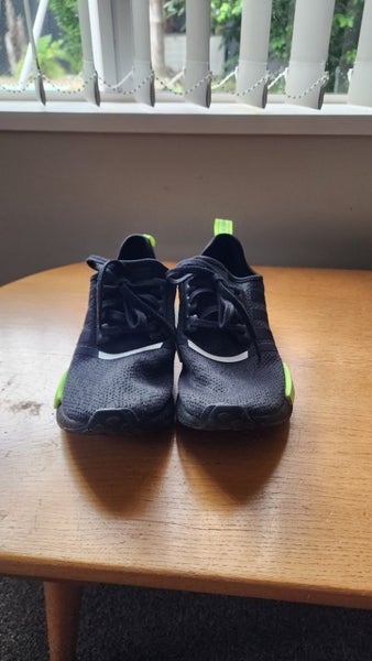 Adidas NMD R1 Core Black / Signal Green Carousel 2