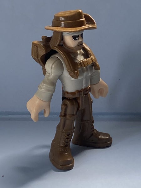 2016 Fisher Price Imaginext Adventure Treasure Hunter Carousel 2