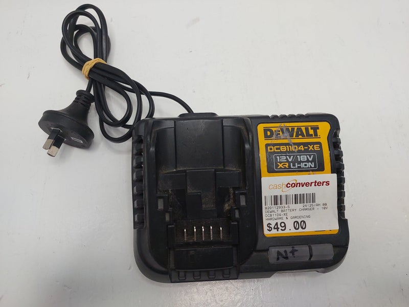 DeWalt DCB1104-XE 12V-18V Multi-Voltage Battery Charger Carousel 1