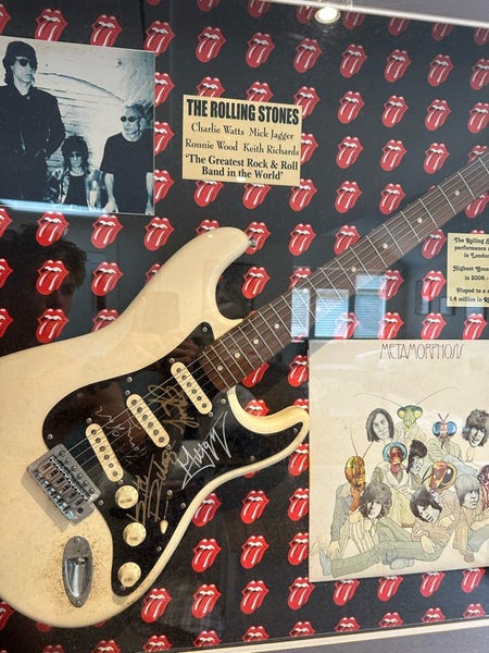 "The Rolling Stones" - fully signed & framed electric guitar by Fender Carousel 2