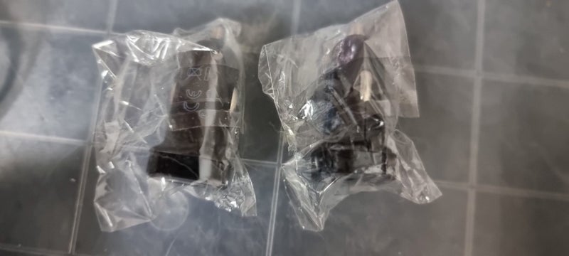 Car Charger black universal samsung Carousel 3