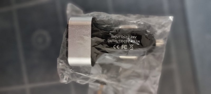 Triple usb car charger 3 usb ports Carousel 3