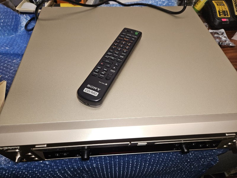 Sony Mxd-400 Minidisc CD combo deck Carousel 8