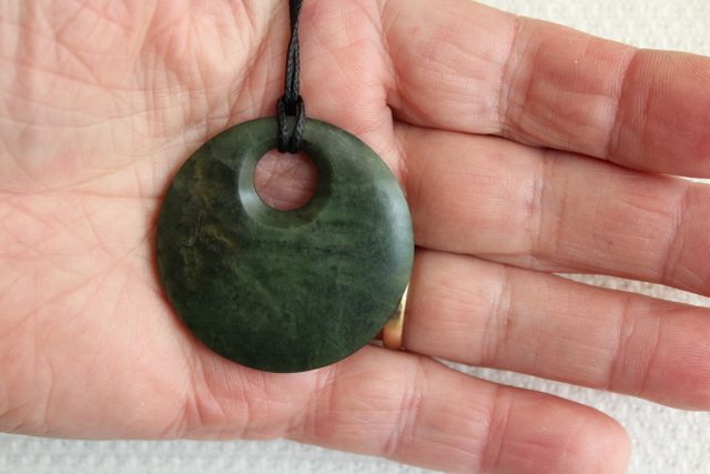 BEAUTIFUL DARK KAWAKAWA KORU-DISC PENDANT Carousel 2
