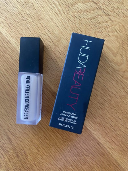 Huda beauty concealer Carousel 1