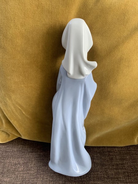 Ladro Praying Madonna perfect condition Carousel 2