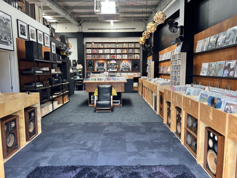 Vintage Pioneer Integrated Amplifier QA800a Carousel 9