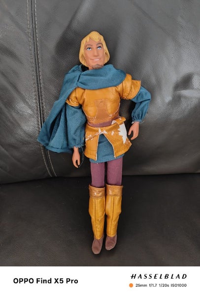 VTG Disney hunchback of norte dame doll Carousel 1