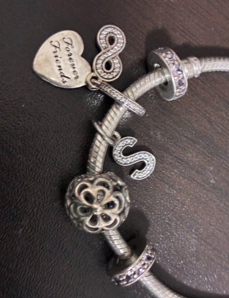 Pandora Moments snake chain bracelet with 6 Charms Carousel 2