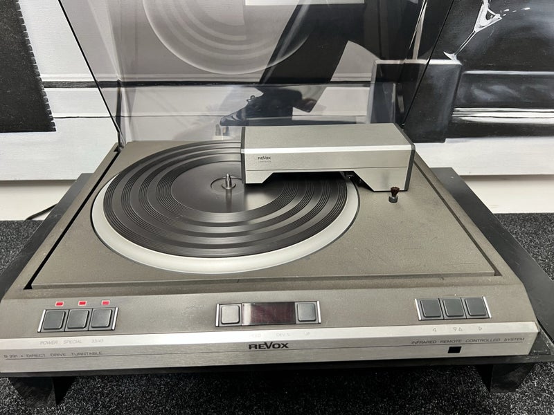 Vintage Revox B291 Turntable Carousel 2