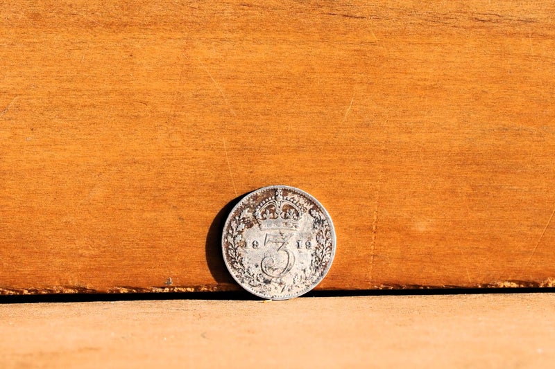 1919 Sterling Silver Threepence. Carousel 1