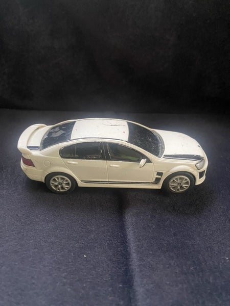 Holden HSV W427 Slot Car Carousel 1