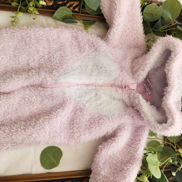 Kids....BABY BERRY brand sz 00 =3-6 months Carousel 2