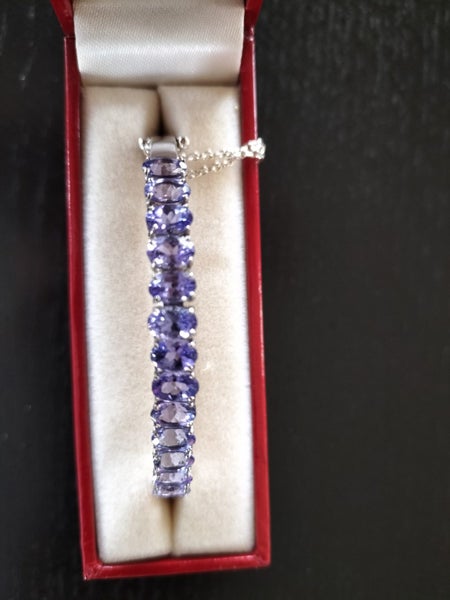 Genuine 5.85 carat Tanzanite Bangle (with certified valuation) Carousel 1