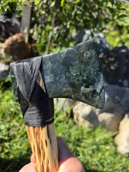 1 $ Reserve greenstone tomahawk Carousel 2