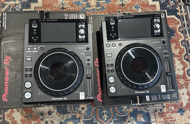 Pioneer xdj 1000 mk2 X2 Carousel 1
