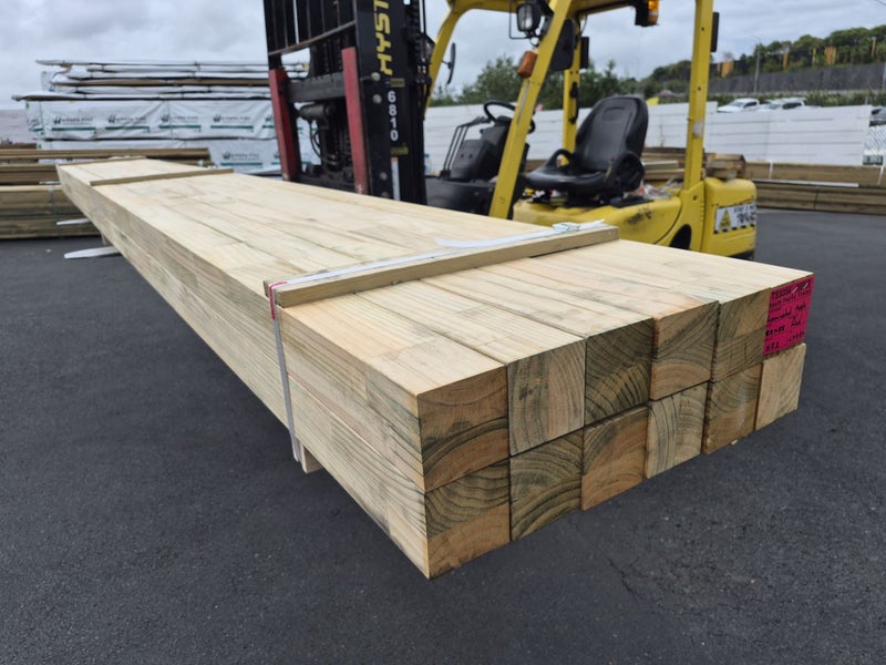 PINE LAMINATED POST - D4S - 88 x 88mm - 57.6m - H3.2 - TS9356 Carousel 1