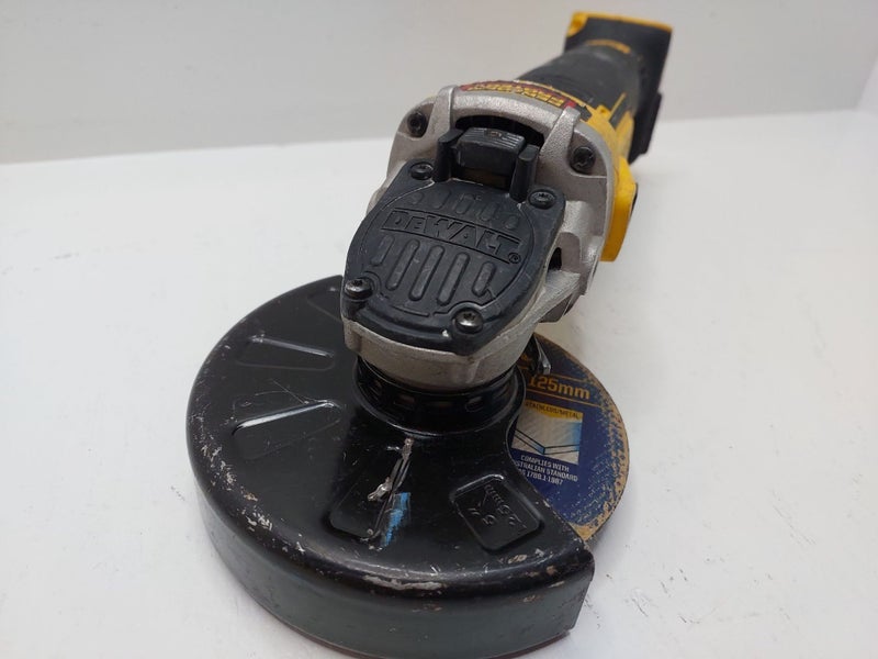 DEWALT (DCG405) 18V 125mm XR Brushless Slide Angle Grinder Carousel 2