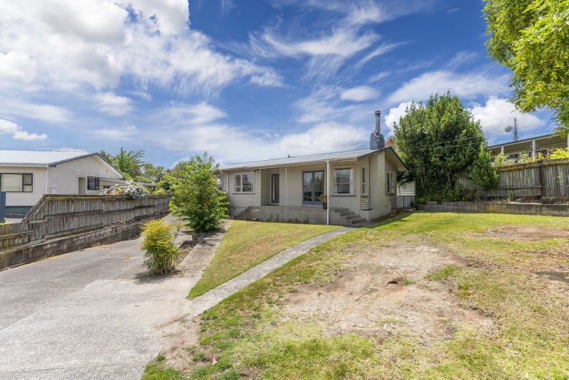 Image 1 of 20