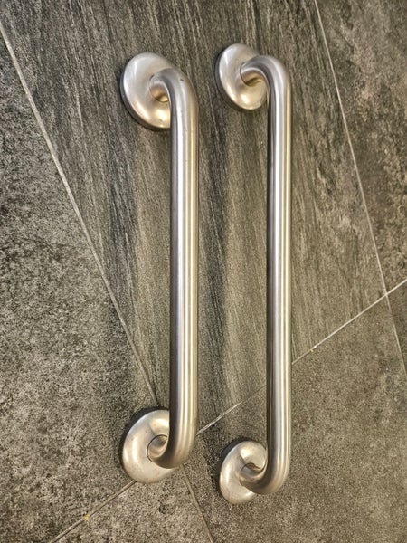 SAFETY GRAB RAILS 25mm S/Steel - STOCK CLEARANCE 350mm & 450mm c/c ** NZ MADE ** Carousel 1