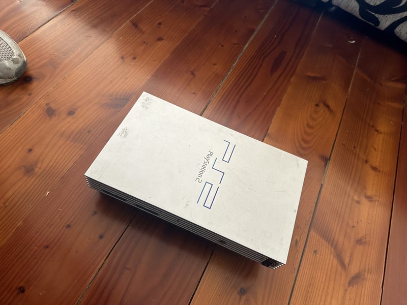 Silver PS2 fat console Carousel 3