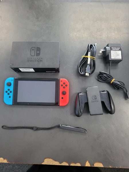 Nintendo Switch Console Carousel 1