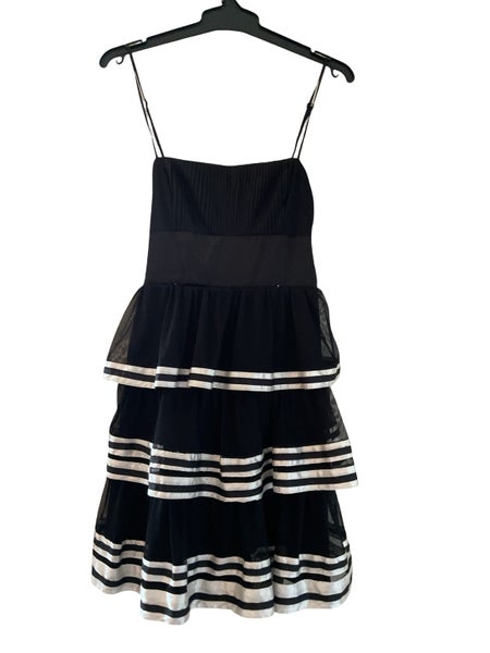 Pretty Evening Dress. Medium Carousel 1