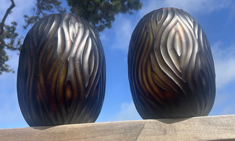 2 stunning amber colour glass vases striking flame pattern Carousel 2