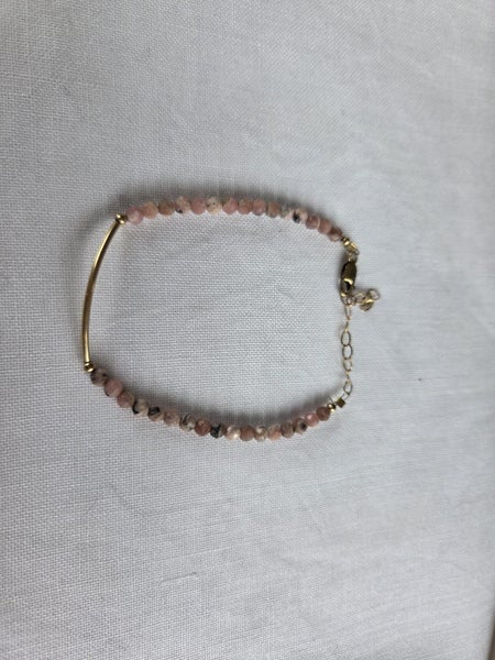 Pretty filled gold and pink stone bracelet Carousel 1