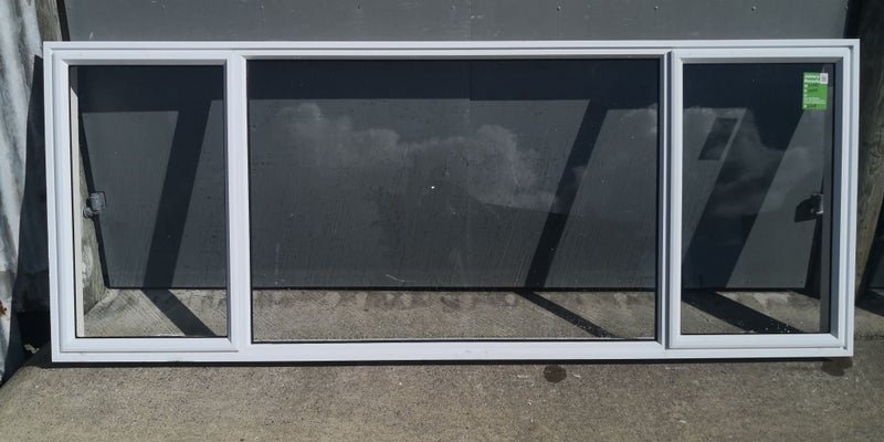 Aluminium Window White 2590 W x 1000 H [# 4618 SF] Carousel 1