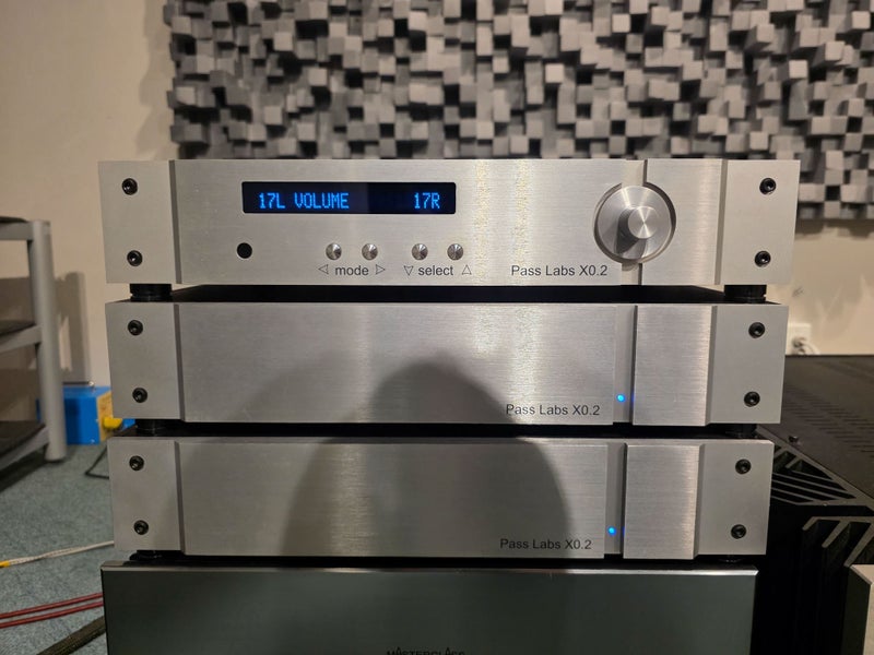 Pass Labs X0.2 Reference Preamplifier - FLAGSHIP TOP OF THE LINE!!! Carousel 1