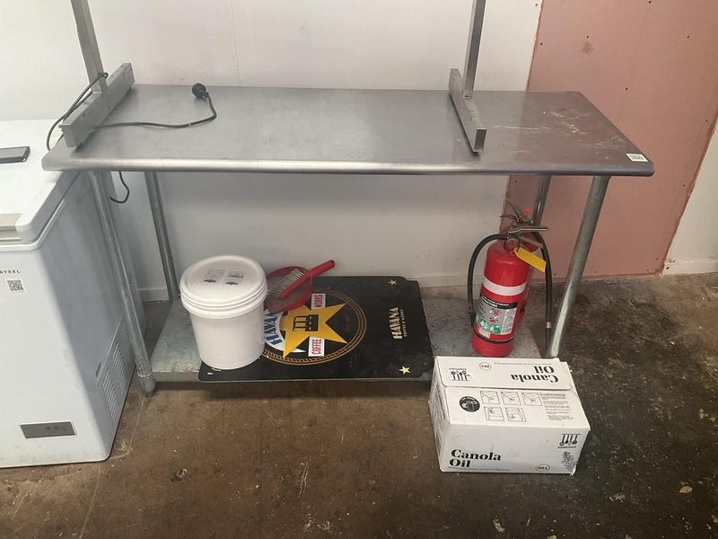 Commercial Stainless Steel Bench WLG Carousel 1