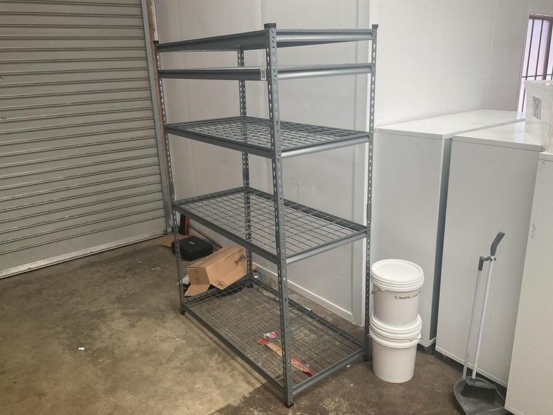 Heavy duty steel shelving WLG Carousel 4