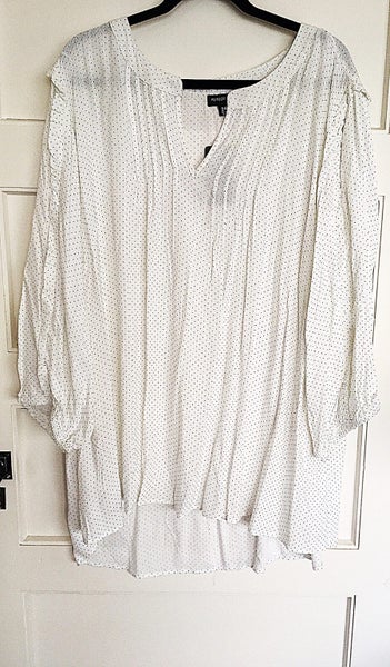 Size 24/ Elegant Autograph Ladies Tunic Carousel 1