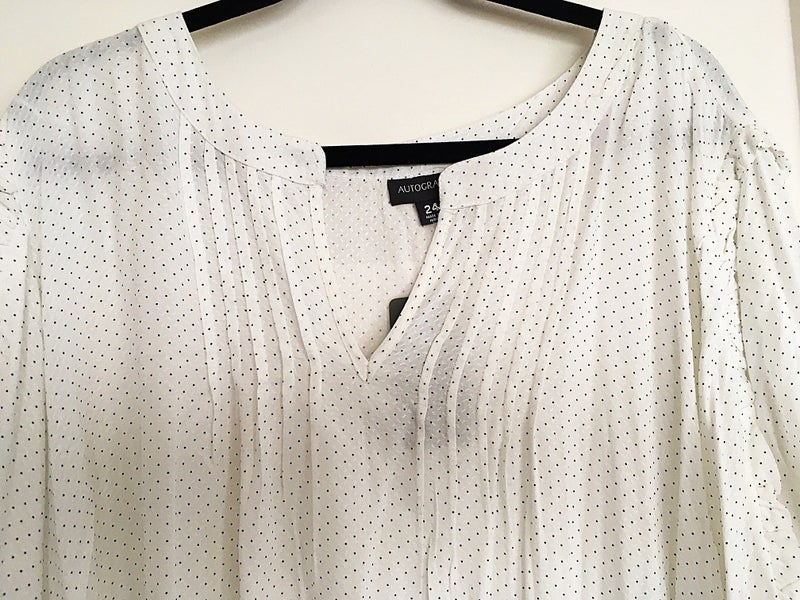 Size 24/ Elegant Autograph Ladies Tunic Carousel 2