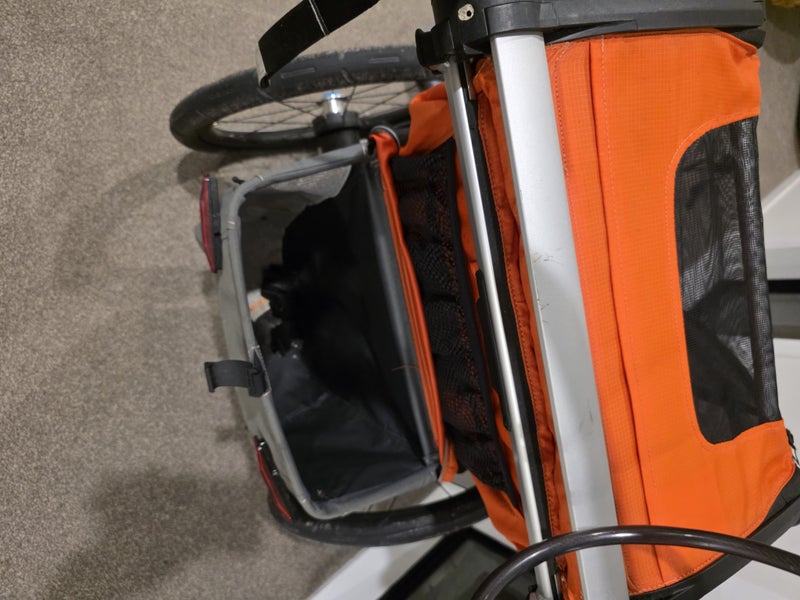 $1 RESERVE! Thule Chariot Cross Carousel 5