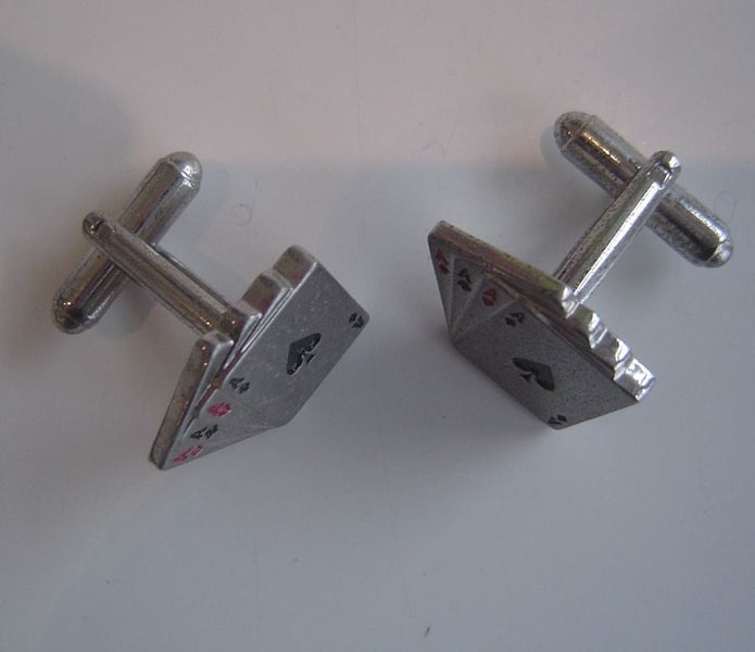 Card Players 4 Aces Cufflinks Carousel 1