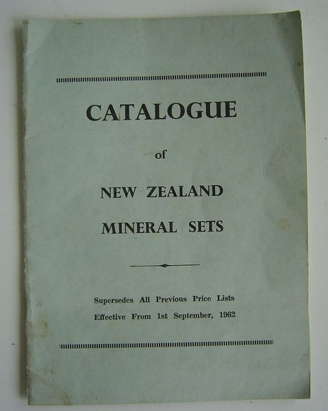 Vintage Catalogue of NZ Mineral Sets Carousel 1