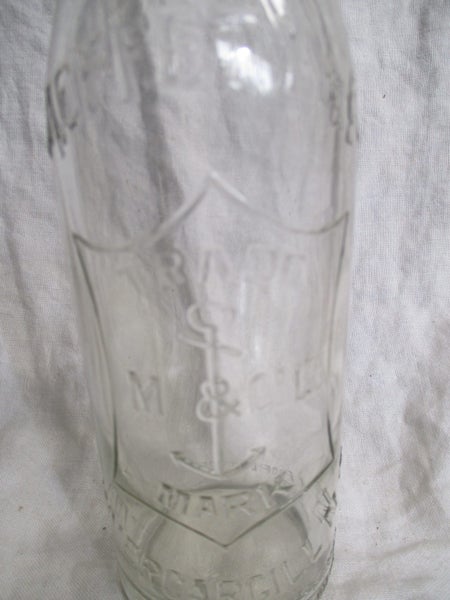 * BT0 4930 - NZ Crown Top Bottle - Moffett &amp; Co Invercargill NZ Carousel 2
