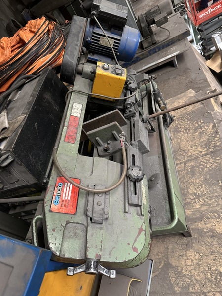 Metal Bandsaw 300/180mm Carousel 2