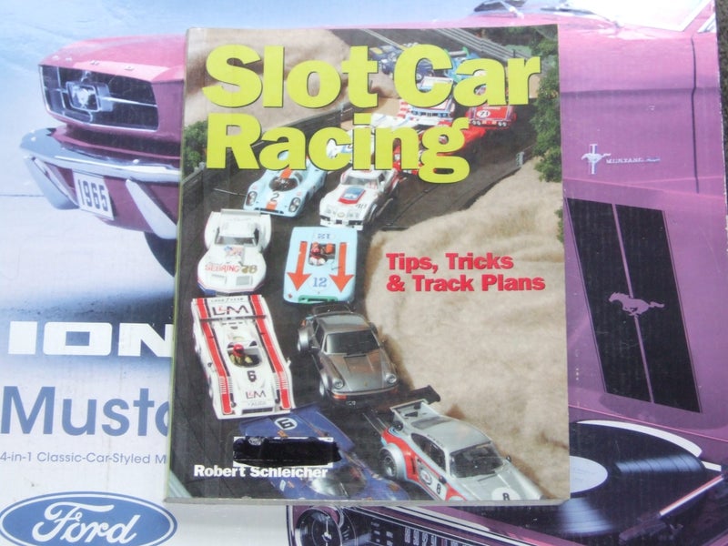 Slot Car Racing - Tips, Tricks & Track Plans Carousel 1