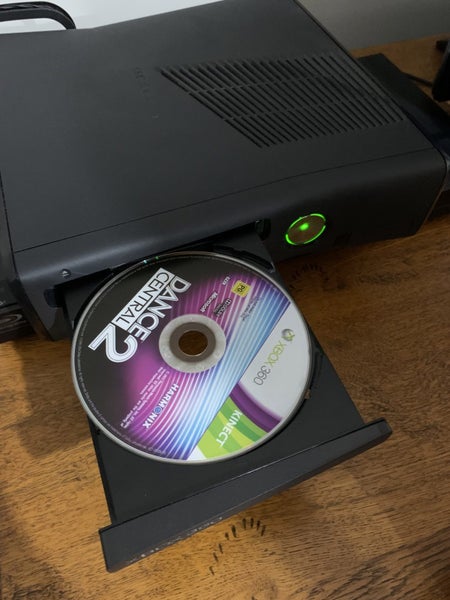 XBOX 360 console (with 5x games) Carousel 8