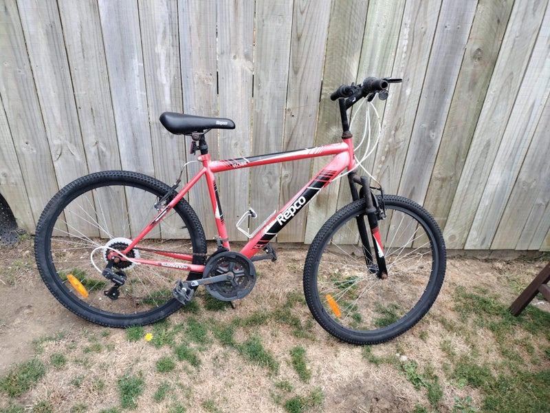 Man's bicycle Carousel 1