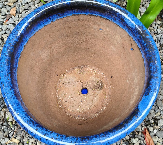 Large blue ceramic pot and base Carousel 2