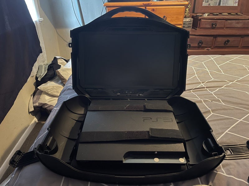 Gaems Portable Gaming Monitor and PlayStation 3 Carousel 2