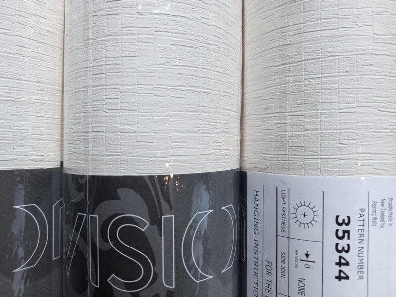 Wallpaper. Textures - Ivory. #35344 Lot 013. PTP. Carousel 6