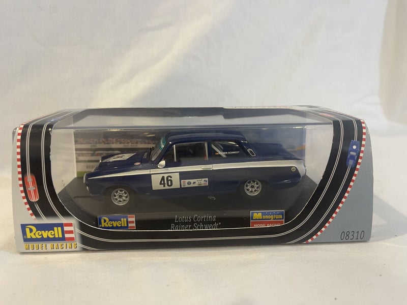 REVELL LOTUS CORTINA - RAINER SCHWEDT #45 - 1/32 SLOT CAR Carousel 1