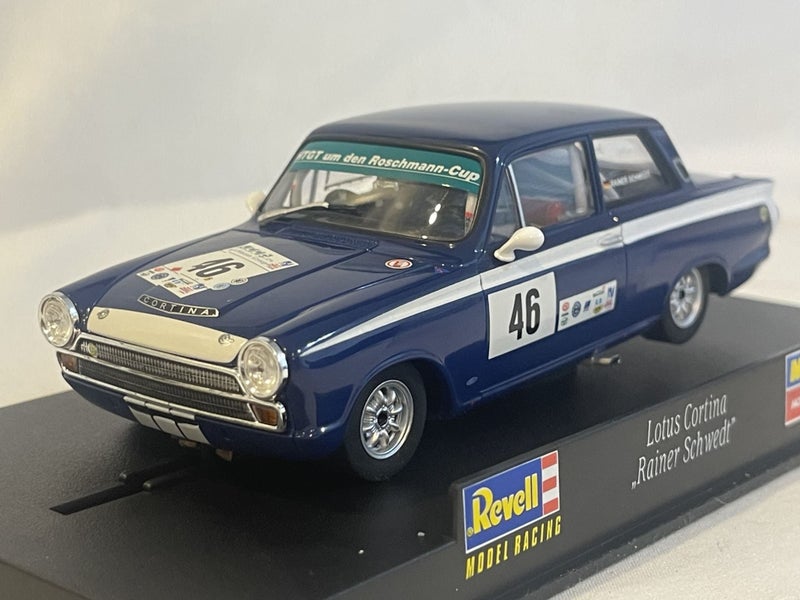 REVELL LOTUS CORTINA - RAINER SCHWEDT #45 - 1/32 SLOT CAR Carousel 6